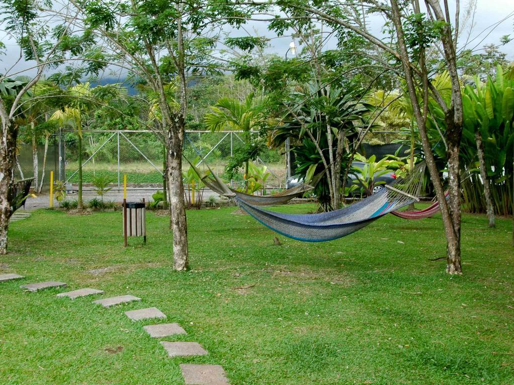 Arenal Backpackers Resort La Fortuna Extérieur photo