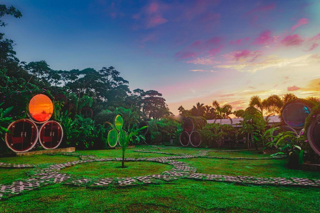 Arenal Backpackers Resort La Fortuna Extérieur photo