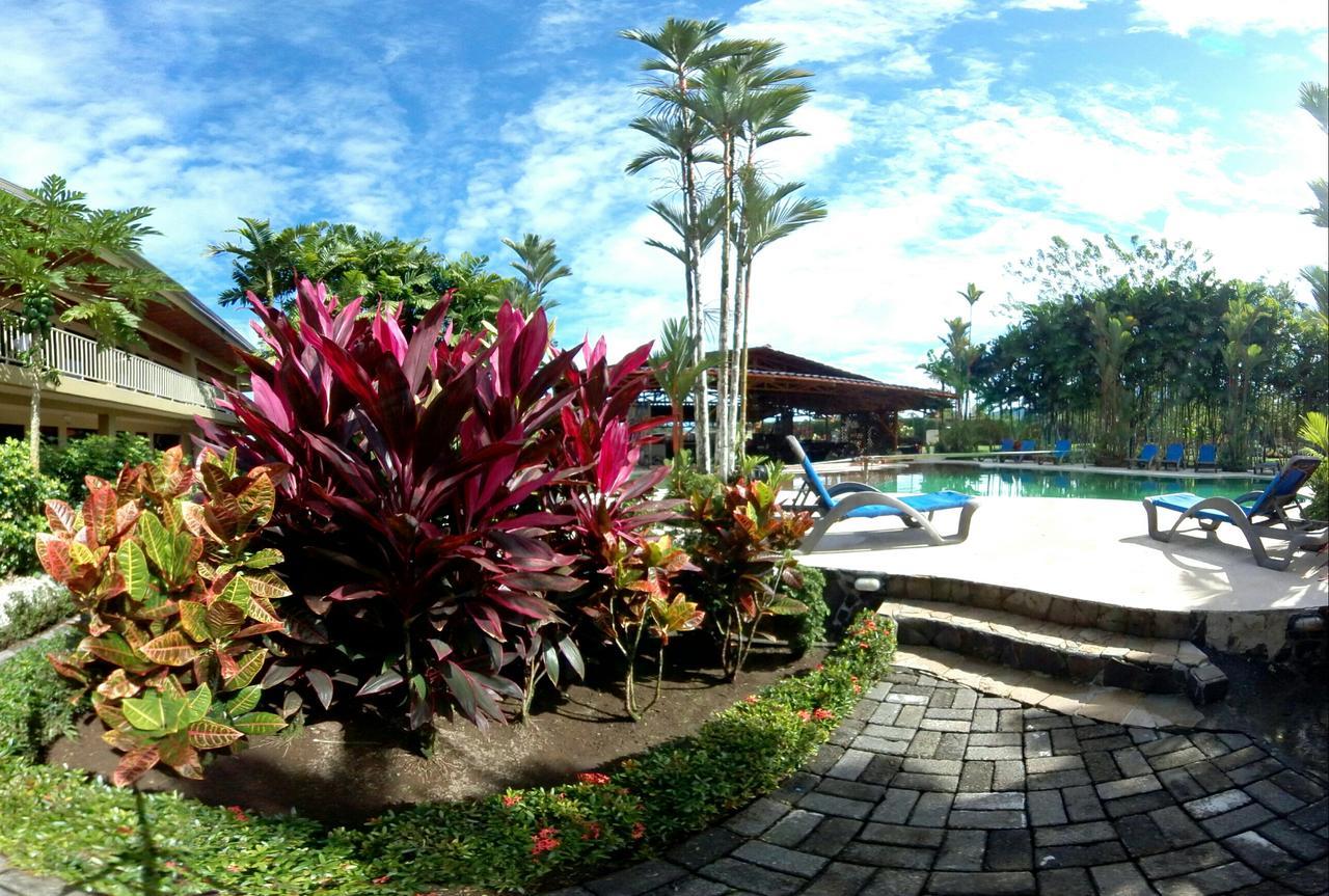 Arenal Backpackers Resort La Fortuna Extérieur photo