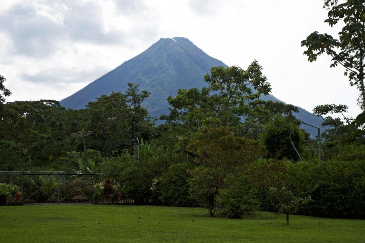 Arenal Backpackers Resort La Fortuna Extérieur photo